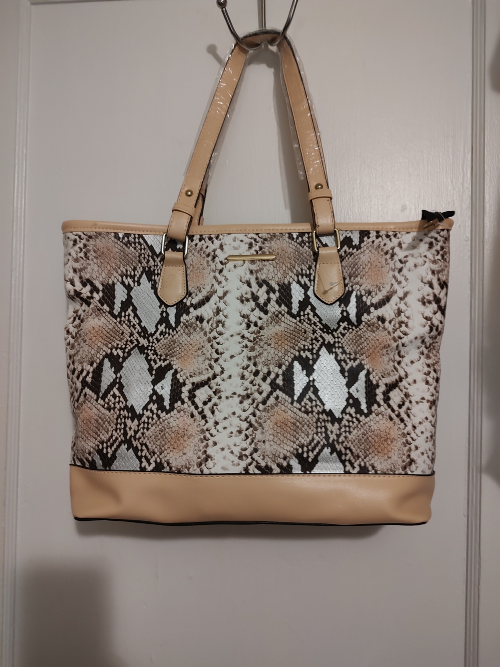 Neutral Snake-Print Tote Bag with Beige Trim